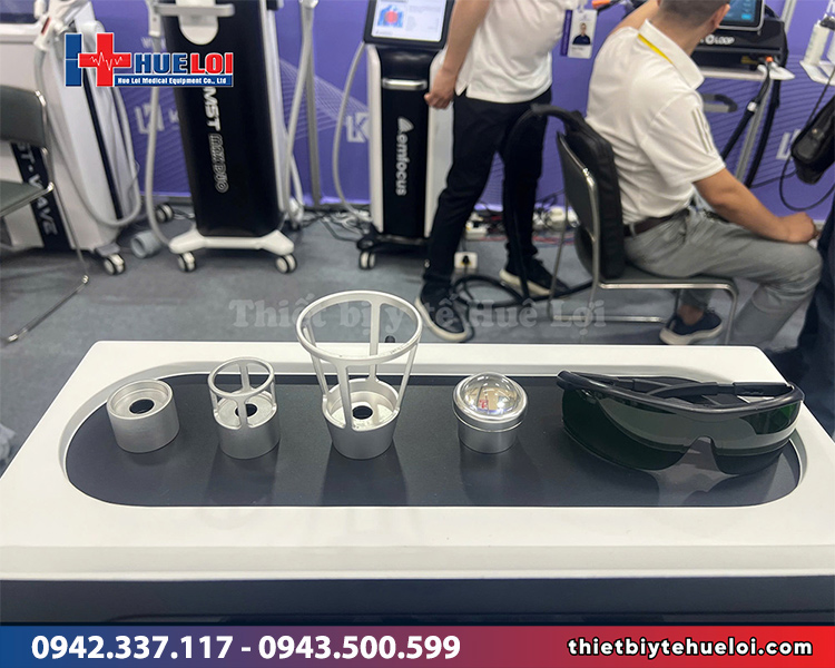 các đầu điều trị máy laser
