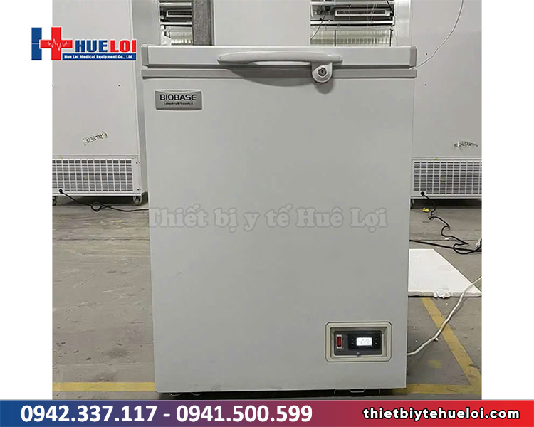 tủ lạnh âm sâu nằm ngang cửa trên giá tốt